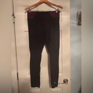 PINK Victoria's Secret Black and Burgundy Leggings